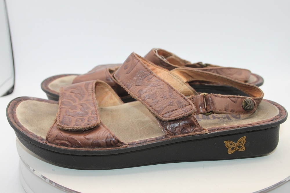 Alegria Sandals Womens Sz US 7 / EU 37 Brown Floral Leather Slingback Wedge Low